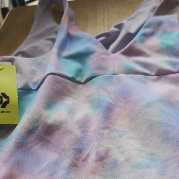 Nwt All in Motion Kids Tie-Dye Tank Top - Pastel Colors - Picture 1 of 3
